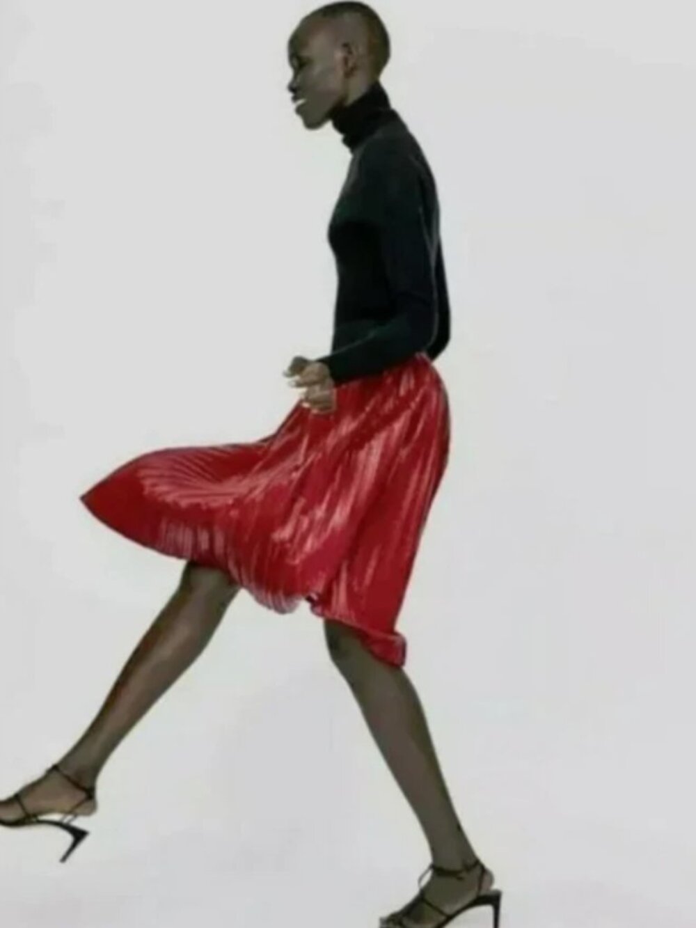 Zara Ltd Edition Dark Red Pleated Faux Leather Waxed Look Midi Skirt NEVER WORN